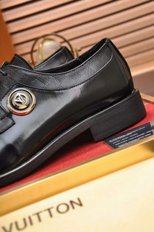 Picture of Louis Vuitton Shoes _SKULVsz38-45mnf045614260